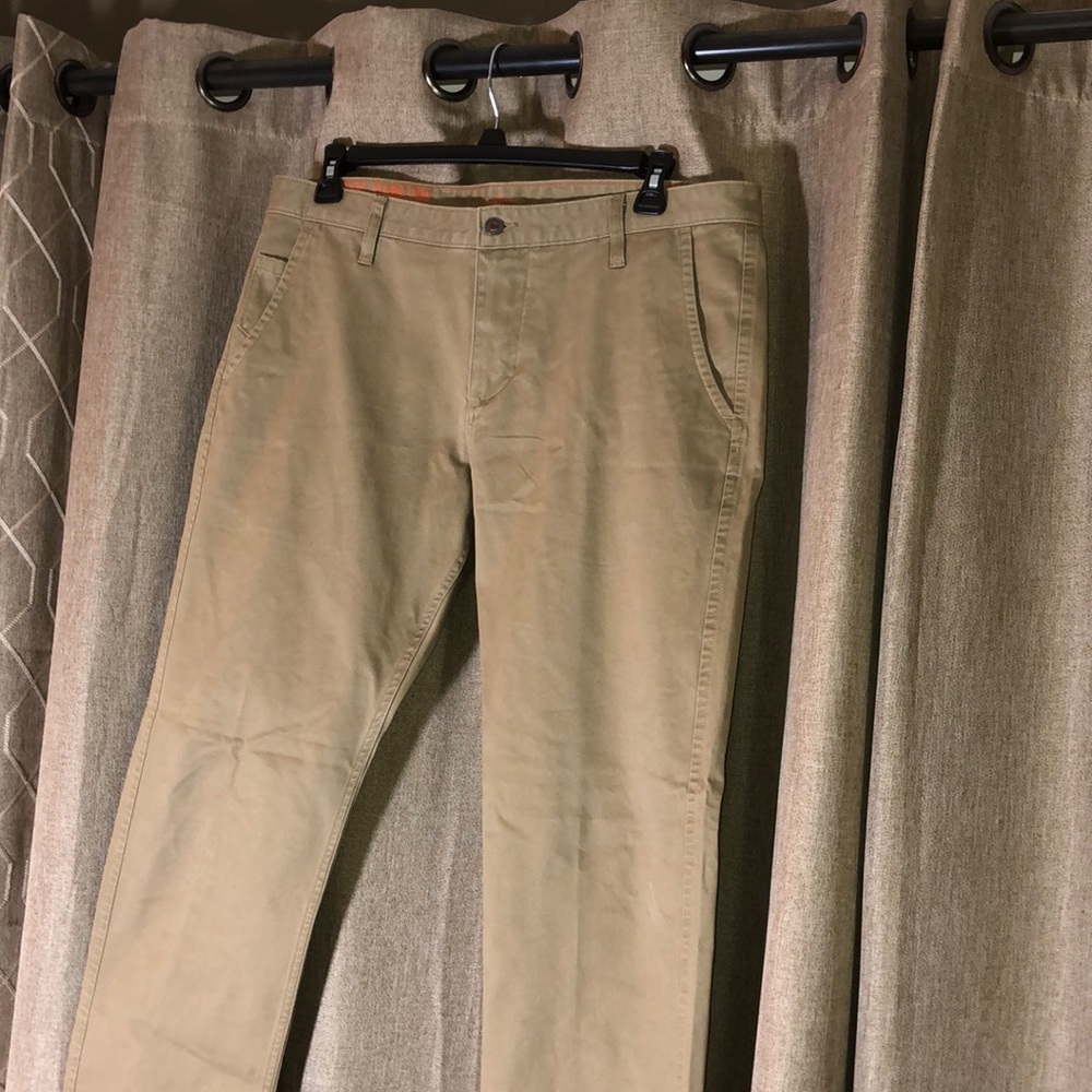 SLIM TAPERED CASUAL KHAKIS